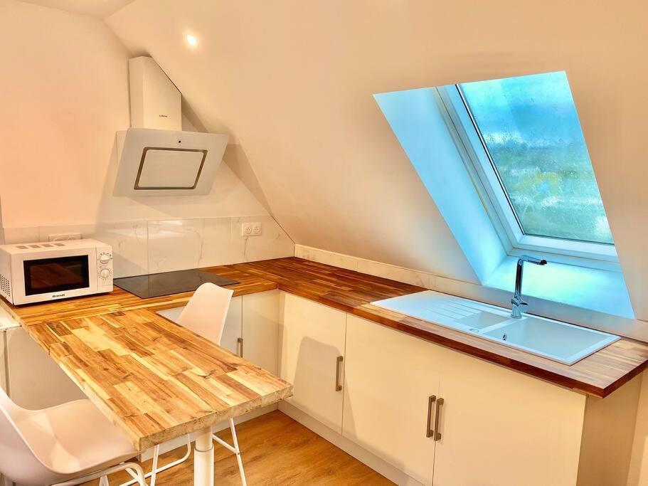 Appartement Renove Proche Gare 캥페르 외부 사진