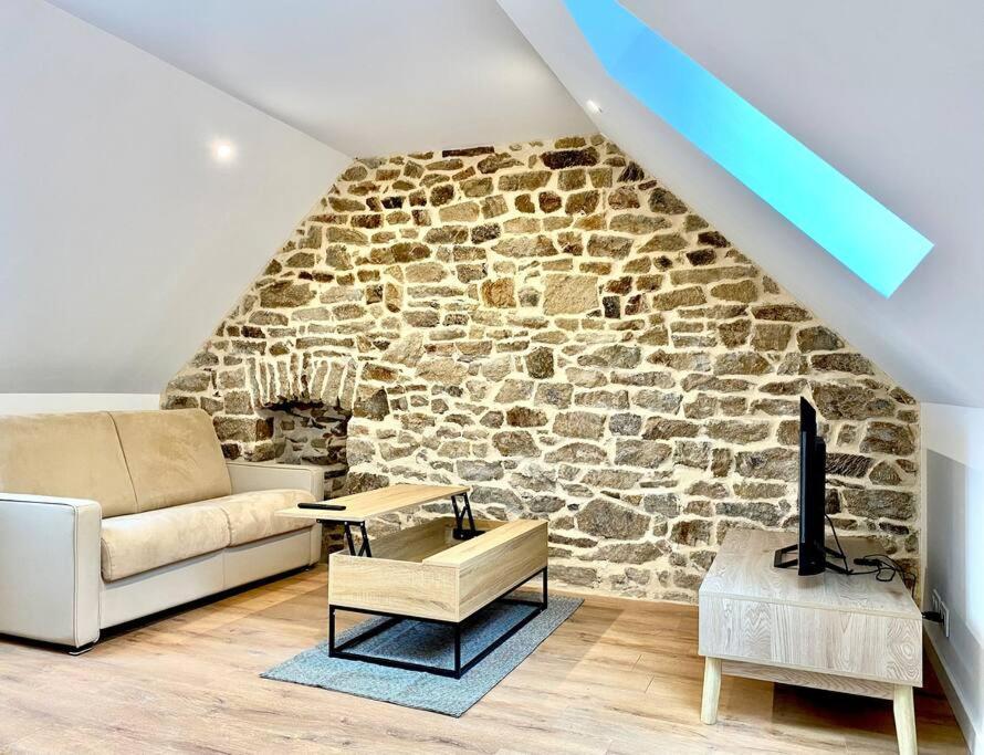 Appartement Renove Proche Gare 캥페르 외부 사진